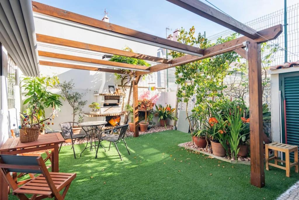 Samora Correia Suite Mendanha מראה חיצוני תמונה